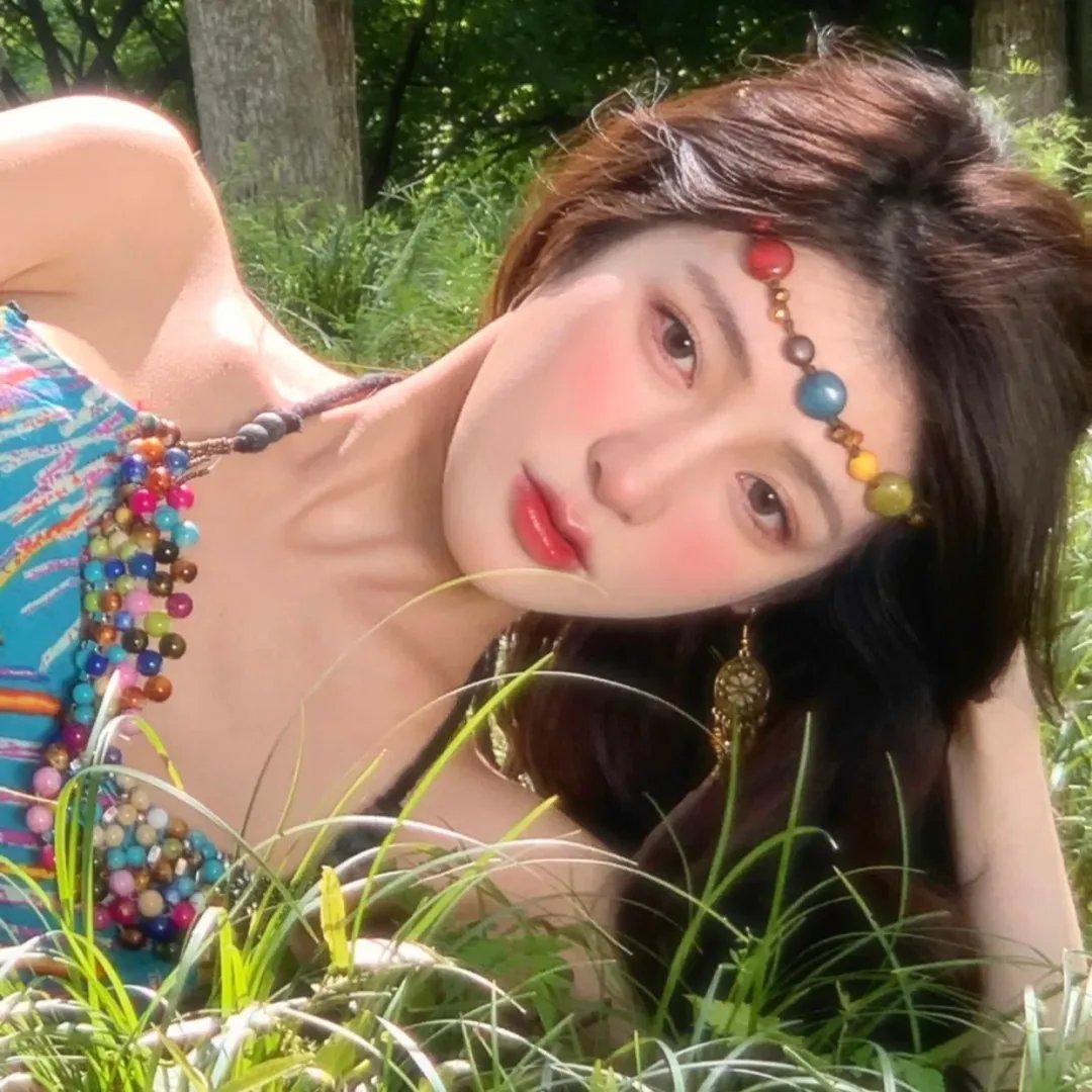 纸板屋女孩
